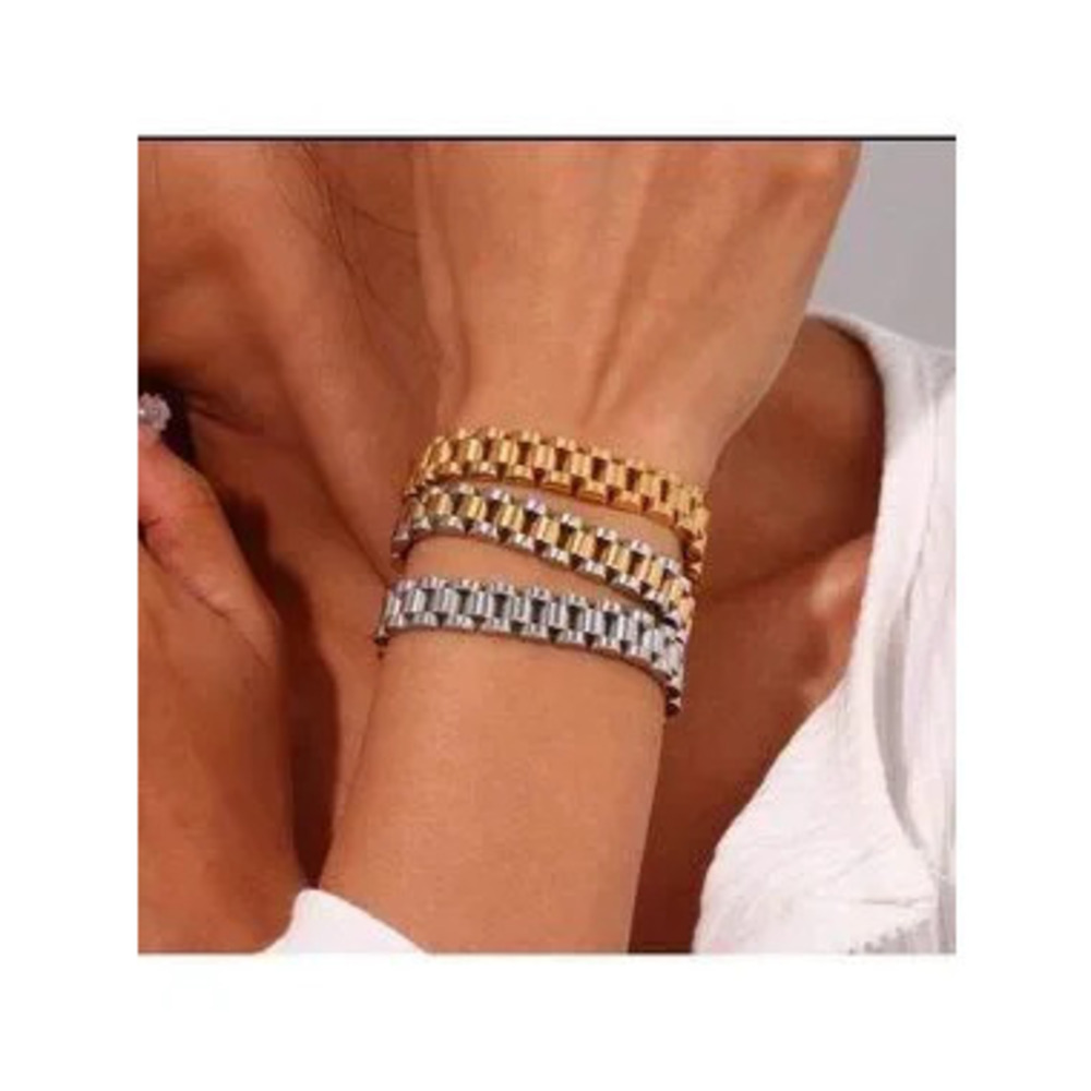 18K Silver Plated 1pc Link Bracelet C 10mm Wide Statement